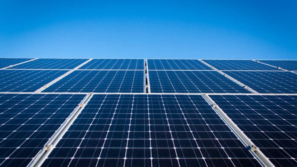 太陽光発電や蓄電池の導入